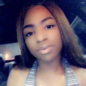 Meet your Posher, Kamia